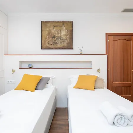 Canela Homes Merce * Barcelona