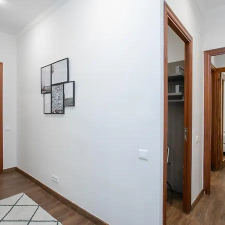 Canela Homes Merce * Barcelona